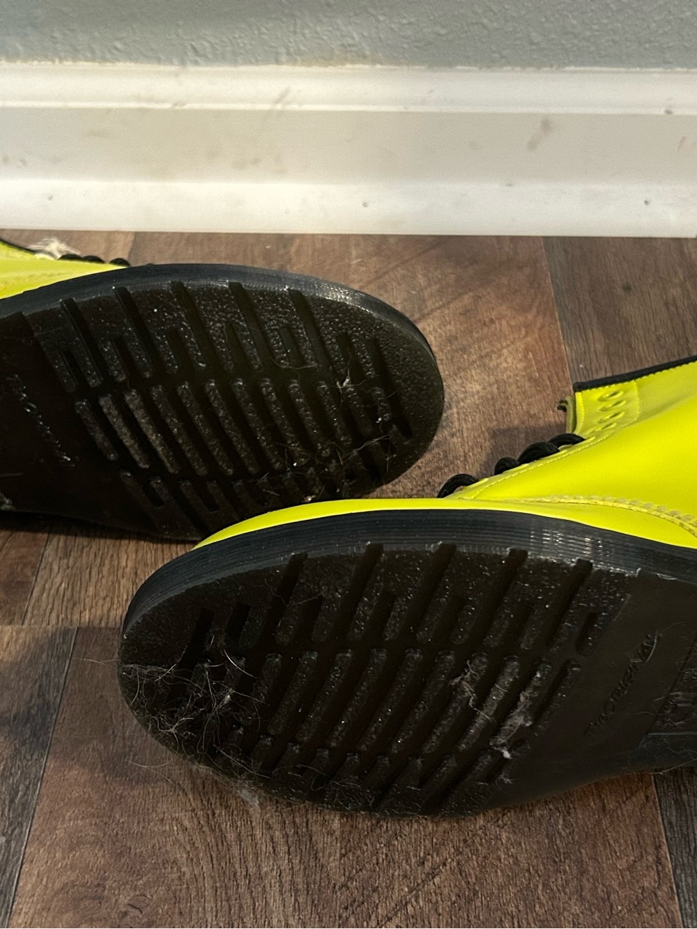 Dr. Martens Boot 1460 in SULPHUR YELLOW - Picture 4 of 5